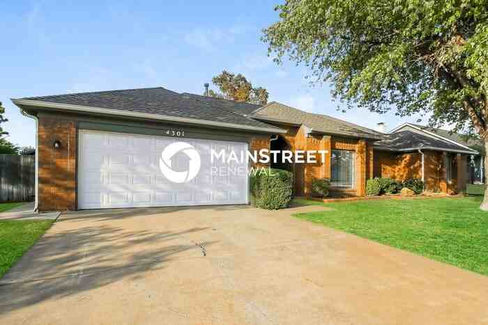 4301 Rankin Rd - Photo 3 of 15