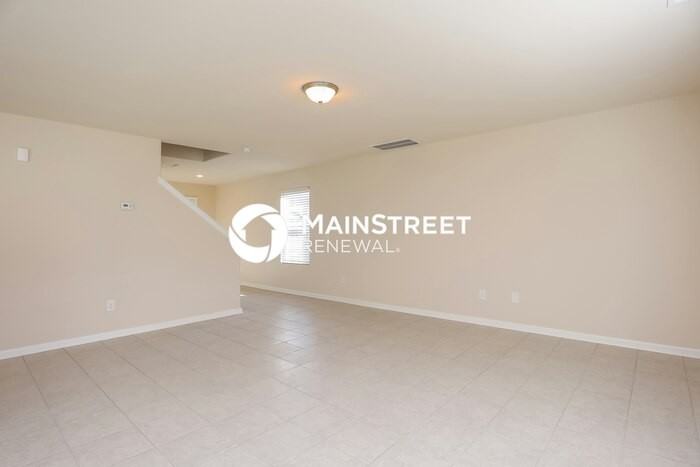114 Calhoun Pl - Photo 2 of 15