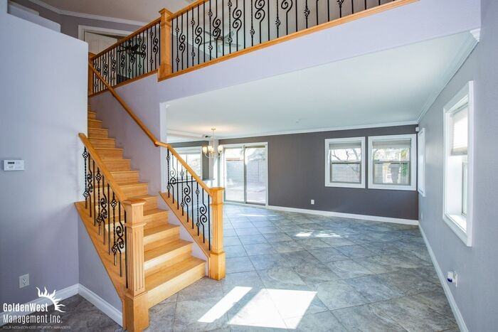 8962 Haviland Rd - Photo 2 of 18