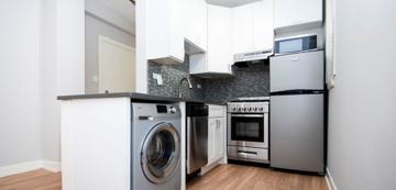 featured image of 511 W Belmont Ave #5