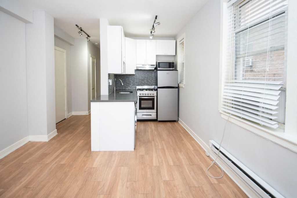 511 W Belmont Ave #5 - Photo 2 of 5