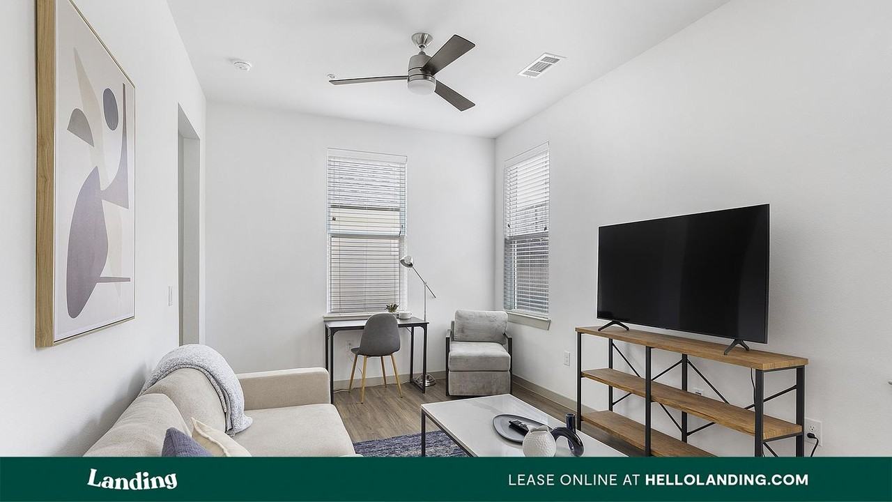 8220 Horseman Rd - Photo 3 of 50