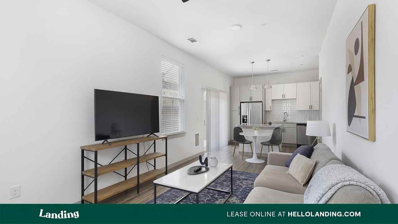 8220 Horseman Rd - Photo 4 of 50