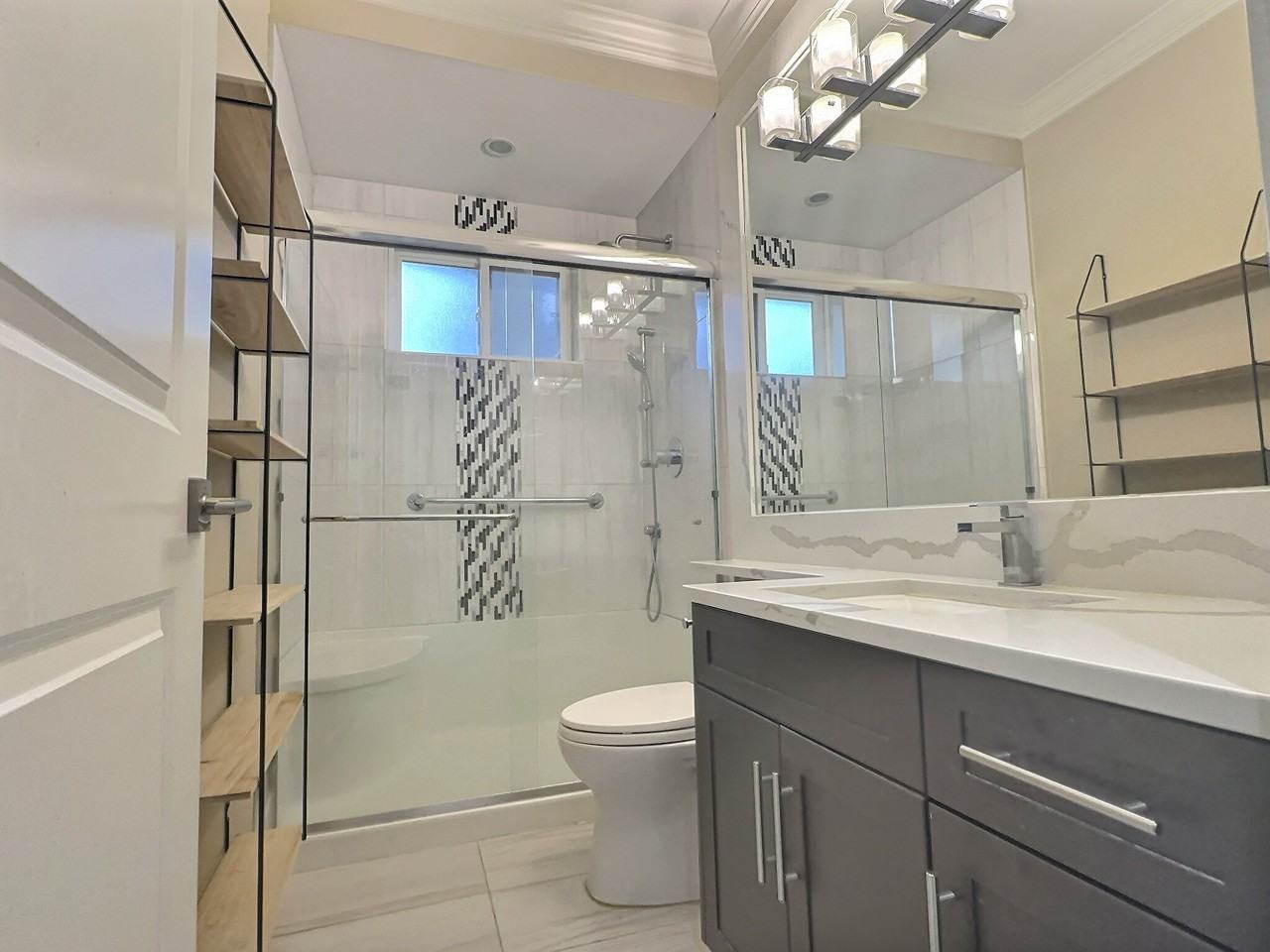 10420 Sealord Pl - Photo 3 of 7