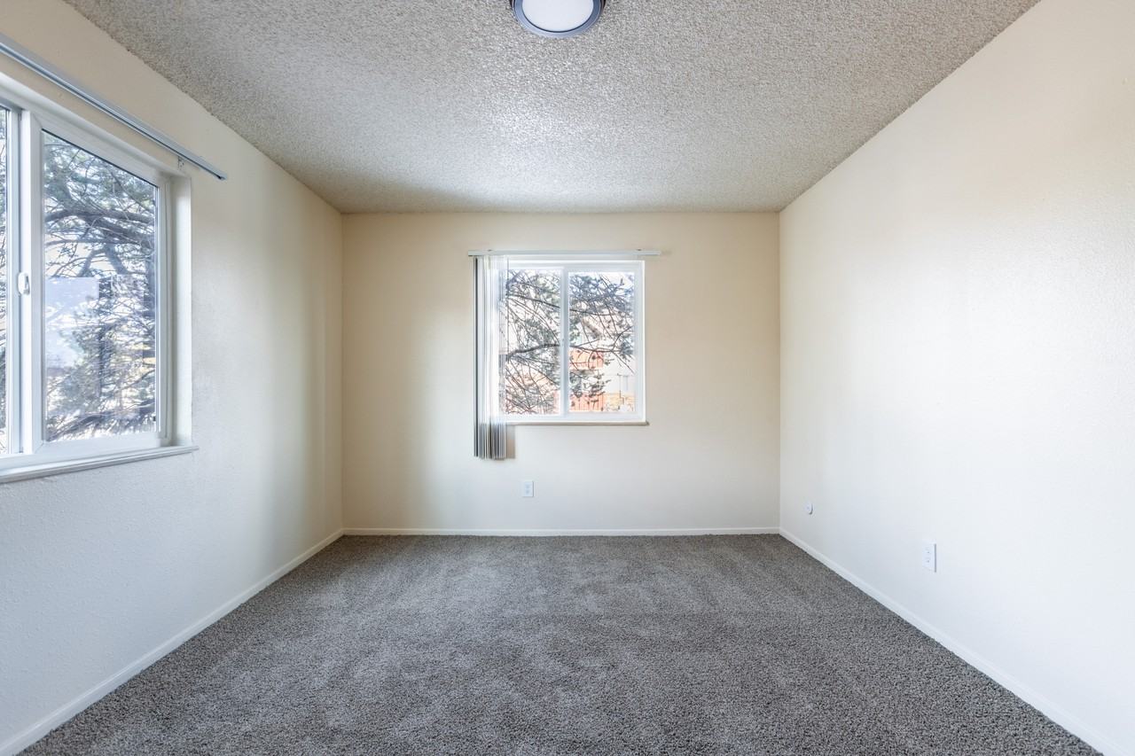 Kingsborough - Photo 7 of 116