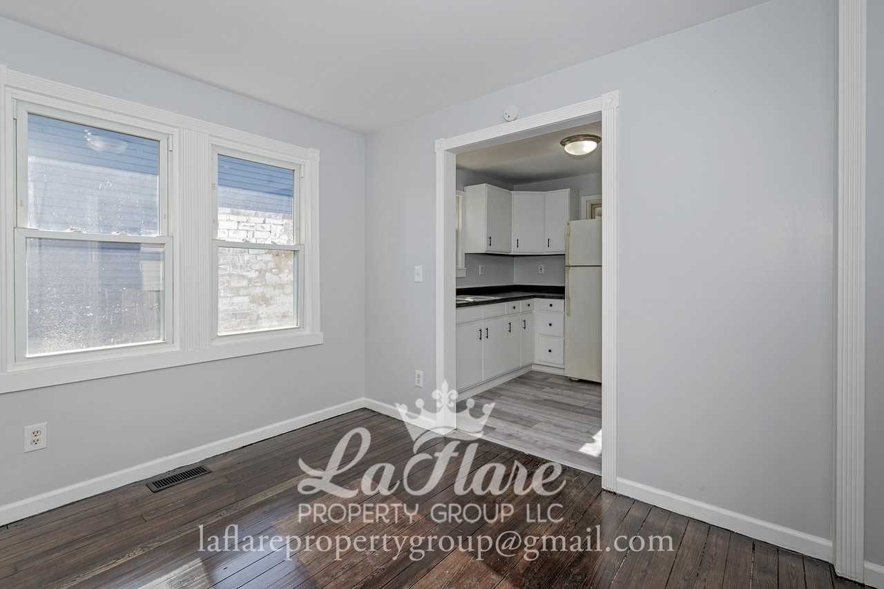 5313 307th St - Photo 3 of 19