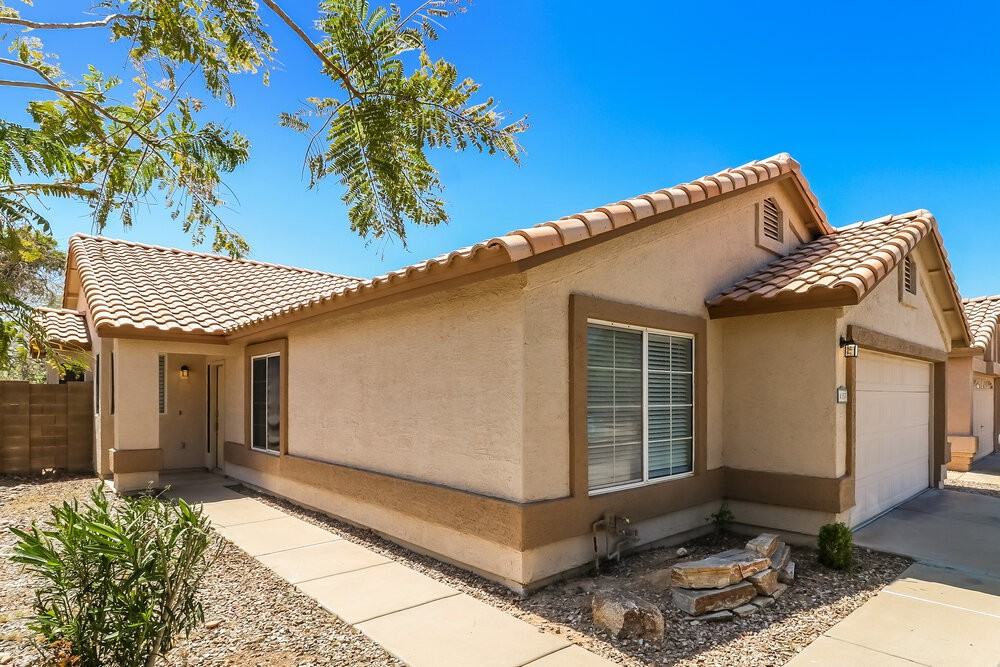 4853 W Kristal Way - Photo 3 of 16
