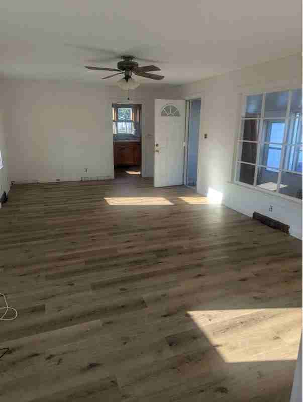 125 E Park St - Photo 5 of 33