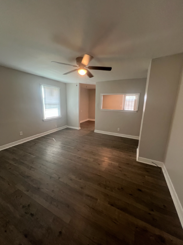 2101 Montclair Dr #3 - Photo 2 of 7