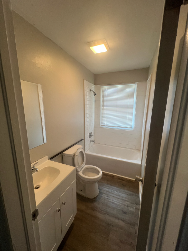 2101 Montclair Dr #3 - Photo 5 of 7