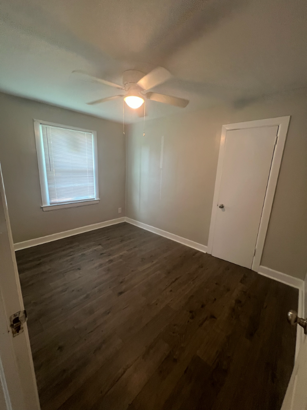 2101 Montclair Dr #3 - Photo 6 of 7