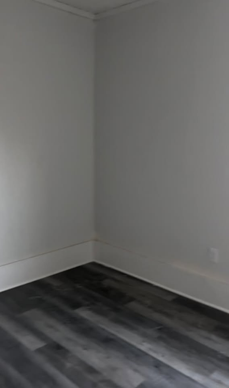 2603 N 16th St #2603 - Photo 3 of 9