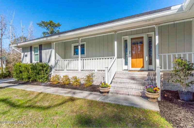 617 Porters Neck Rd - Photo 4 of 19