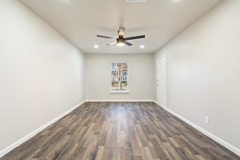 1231 French Ave - Photo 6 of 21