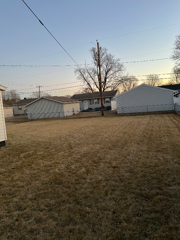 2765 18th Ave N - Photo 2 of 19