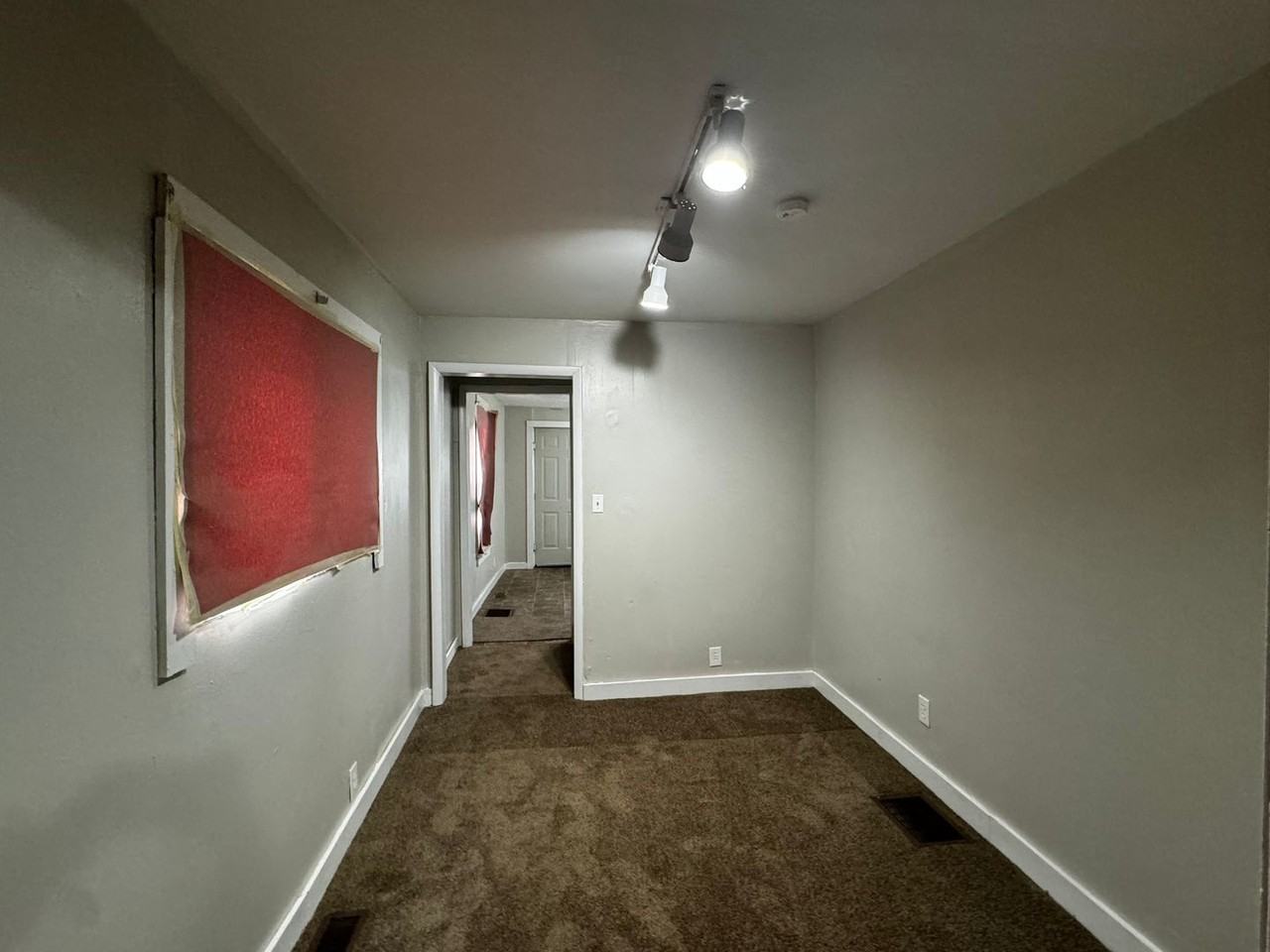 1541 Henry Ave Sw - Photo 2 of 3