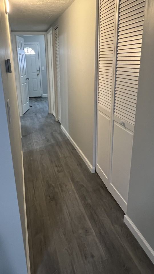 6889 Paige Avenue - Photo 6 of 9