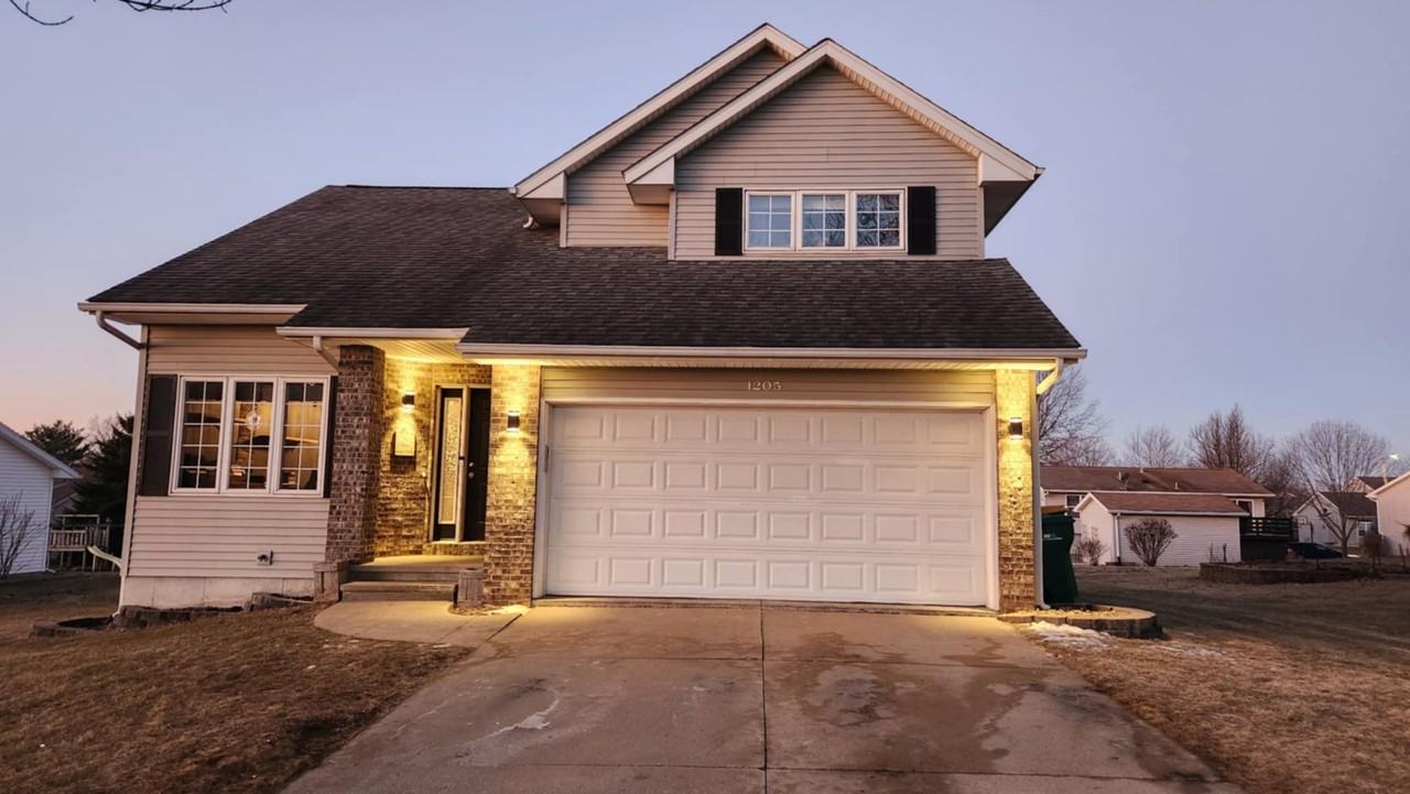 1205 Parkview Ln #NA - Photo 3 of 28