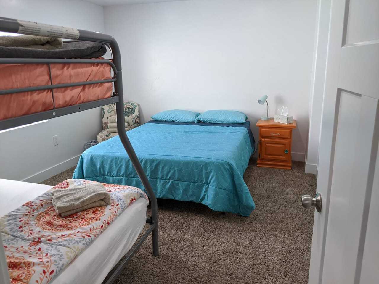 341 E 90 N - Photo 6 of 8