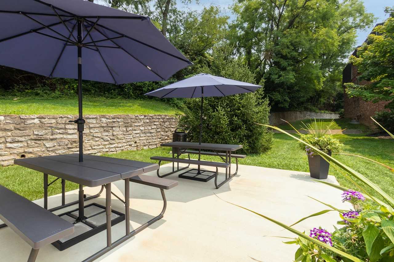 Romaine Court - Photo 4 of 10