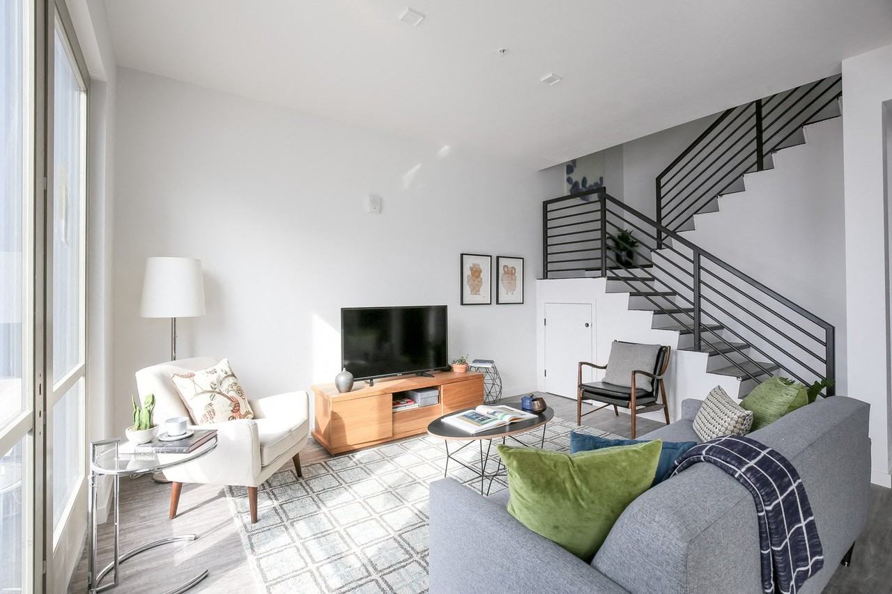 3030 Chapman - PE Gallot - Photo 4 of 19