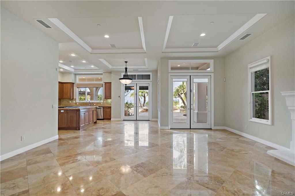 11 Via Emilia - Photo 2 of 8