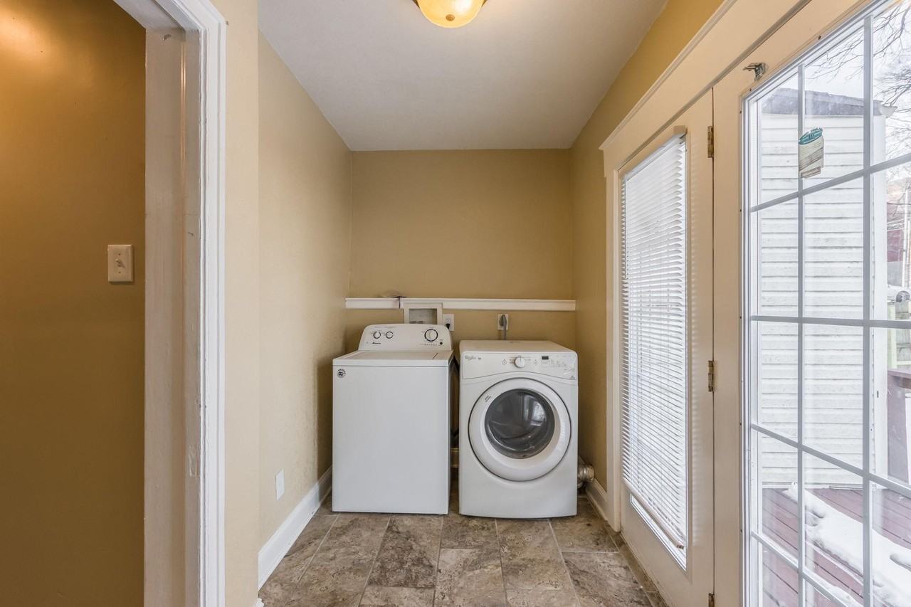 Harrison St - Photo 4 of 12