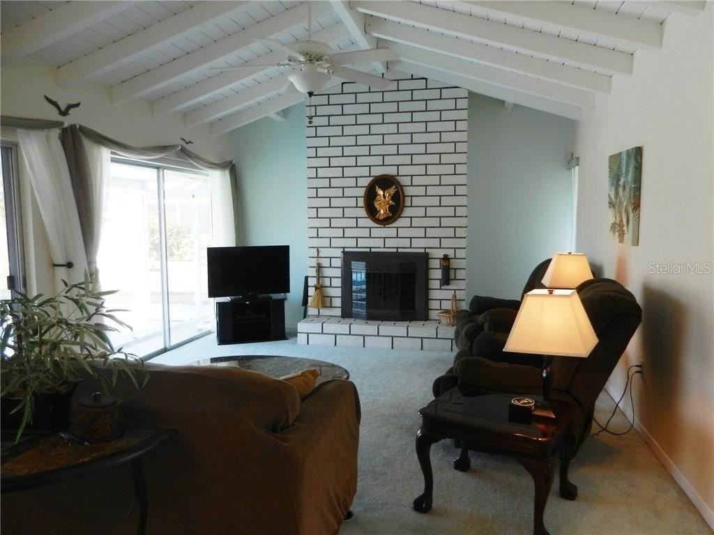 98 Caddy Rd - Photo 3 of 24