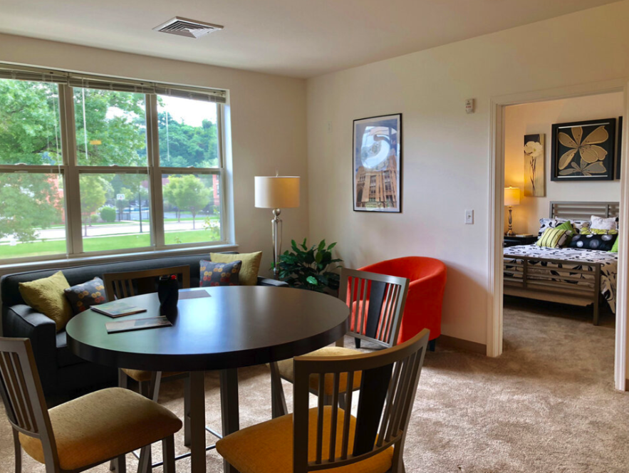 Oak Hill - Photo 5 of 12