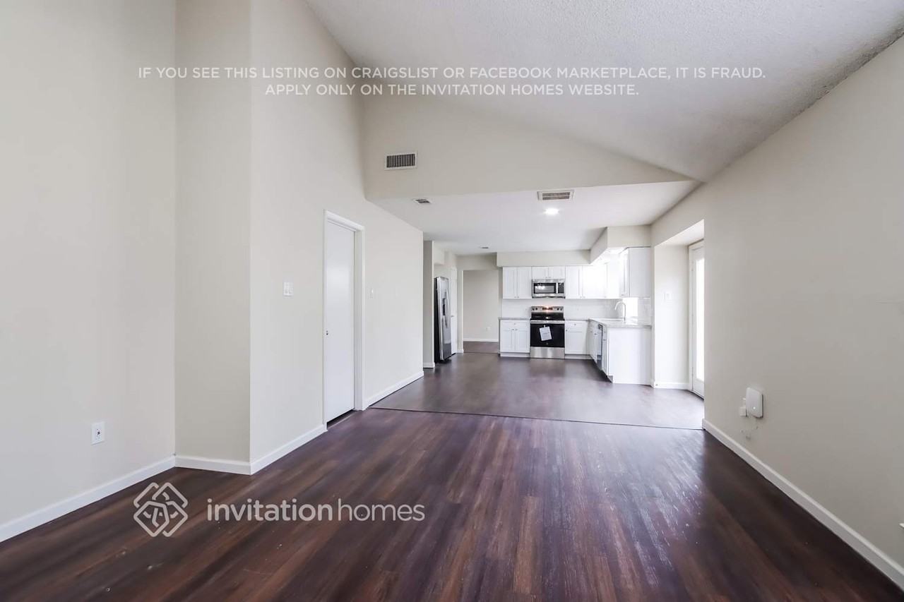 3250 Old Chapel Dr - Photo 4 of 16