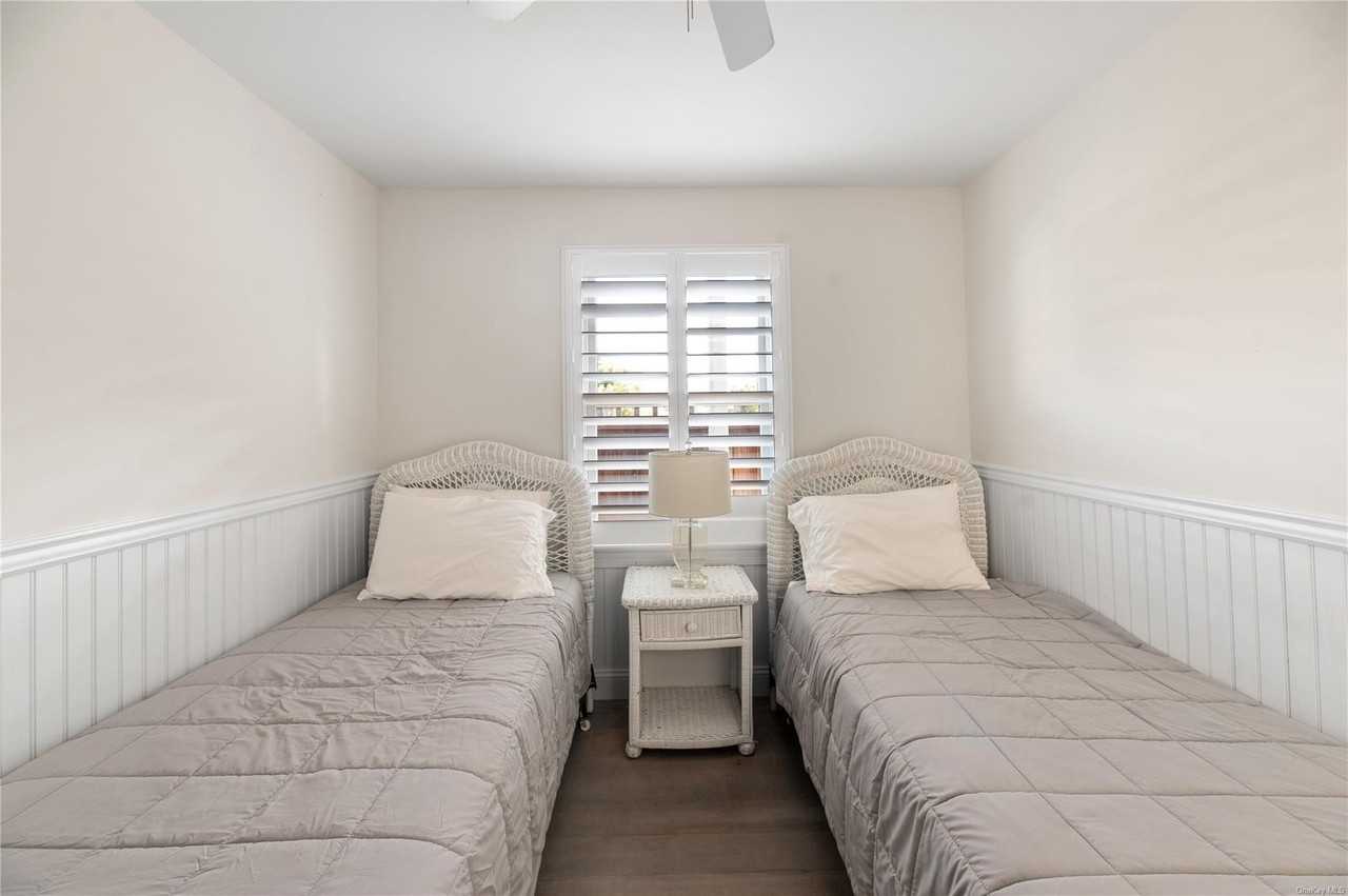 338 Surf Road - Photo 7 of 12