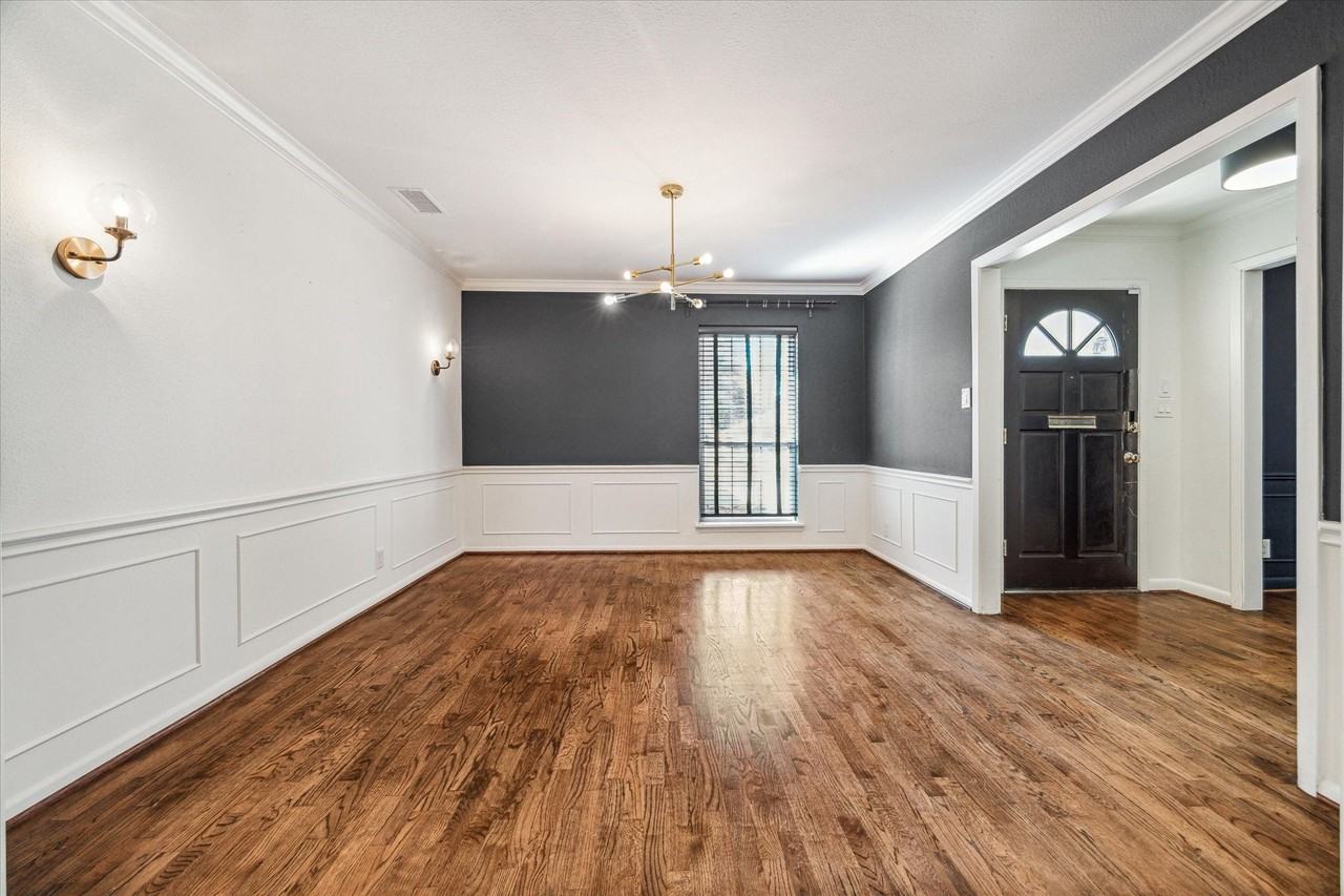 10014 Sugar Hill Dr - Photo 5 of 31