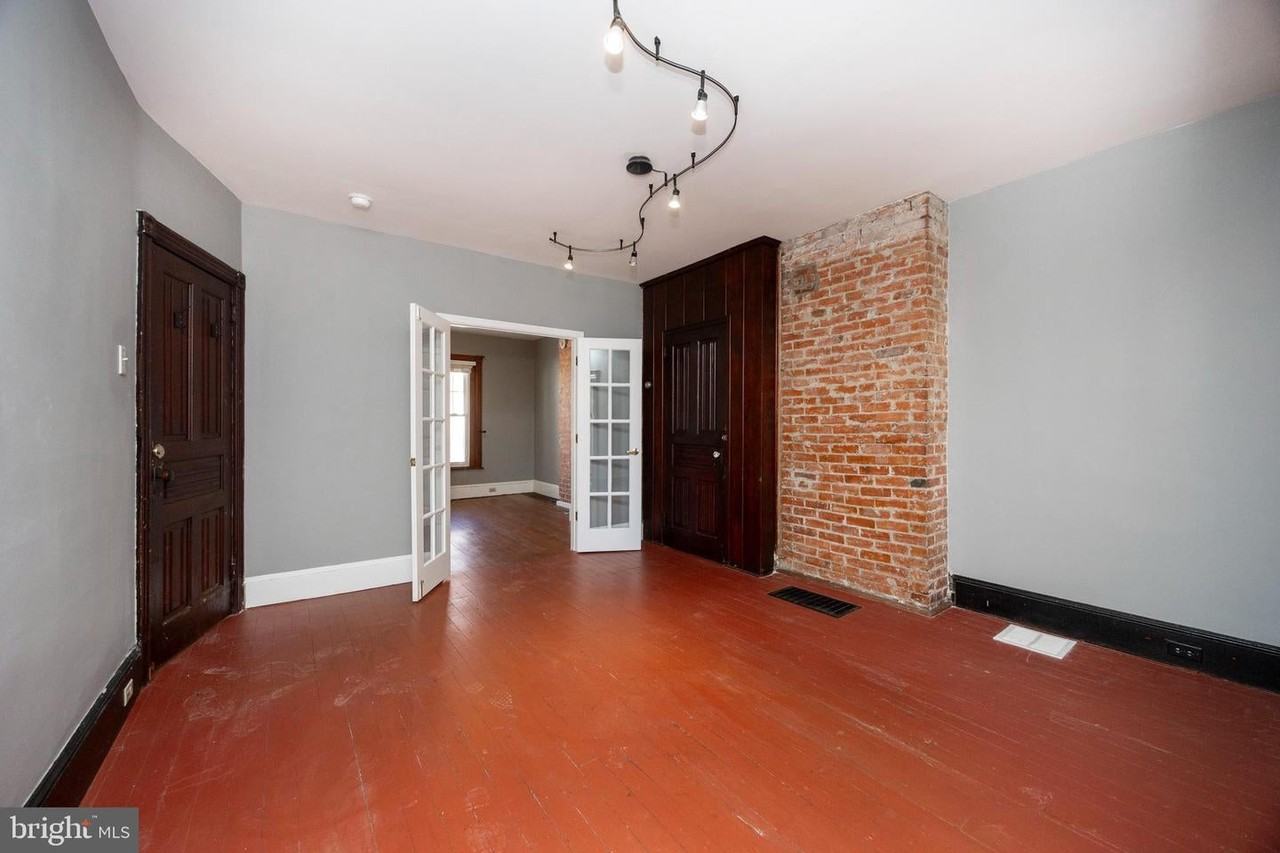 316 Lincoln Avenue - Photo 6 of 26