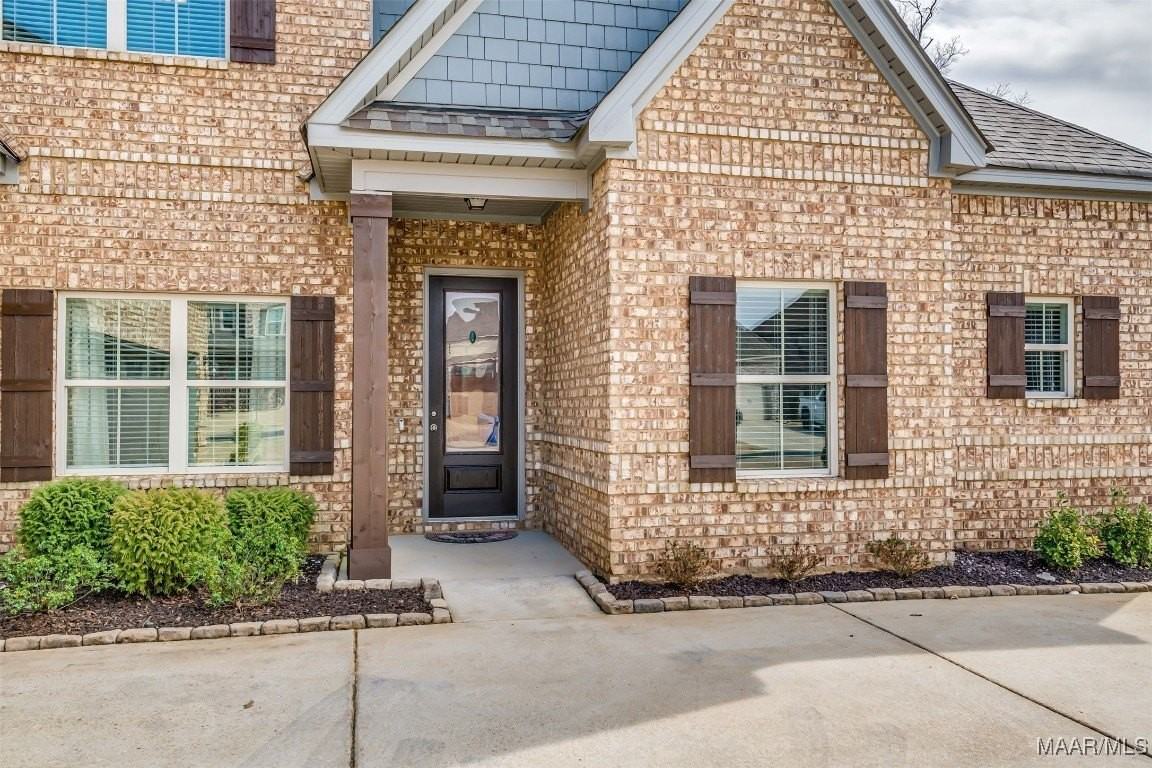 1388 Tullahoma Dr - Photo 3 of 50