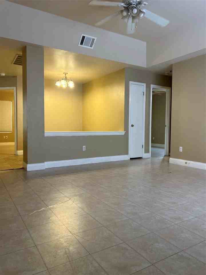 208 Jan Ln - Photo 3 of 21