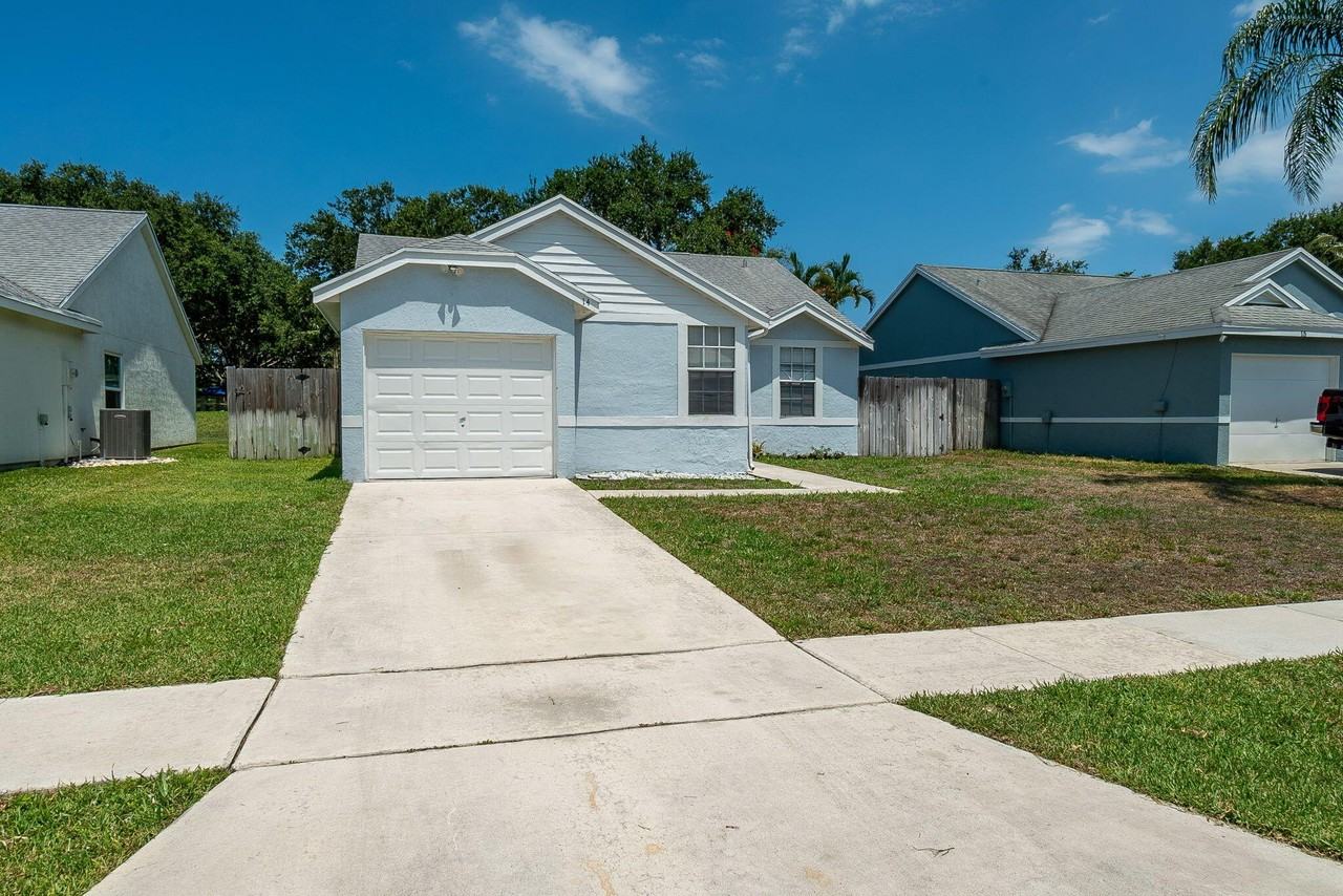 14 Misty Meadows Drive