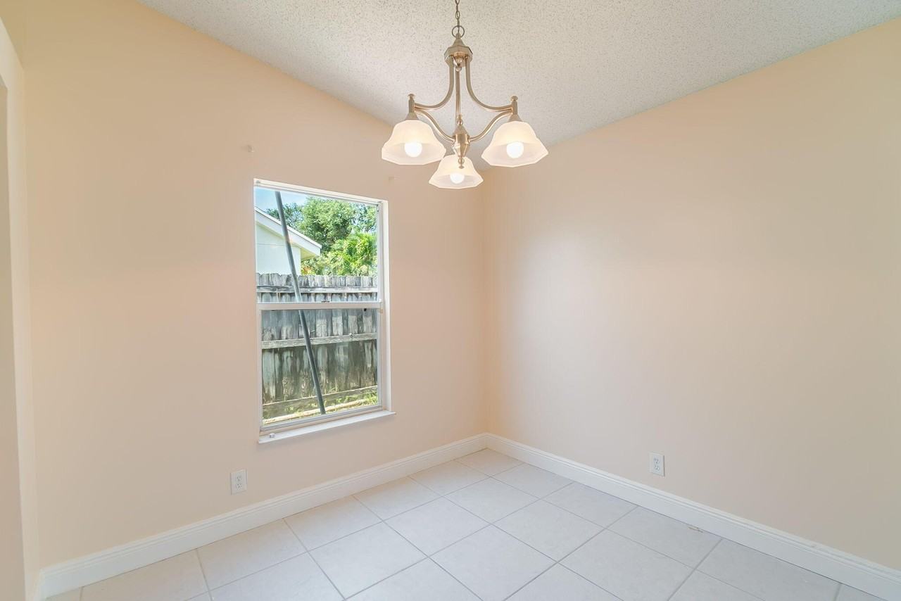 14 Misty Meadows Drive - Photo 6 of 23