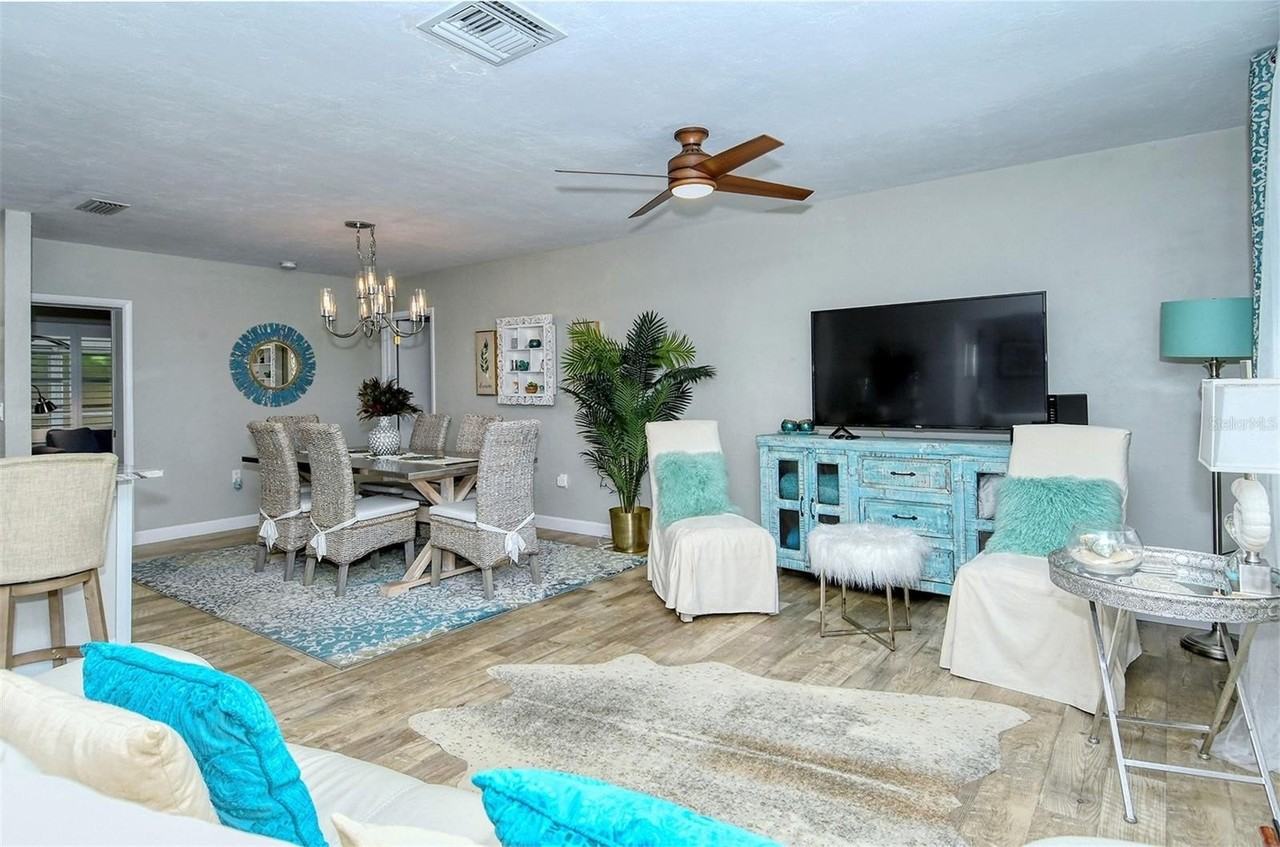 6758 South Lockwood Ridge Road - Photo 6 of 50