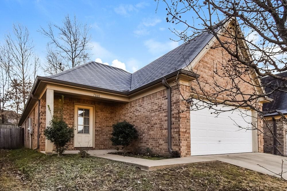 7860 Ridgedale Dr - Photo 3 of 16