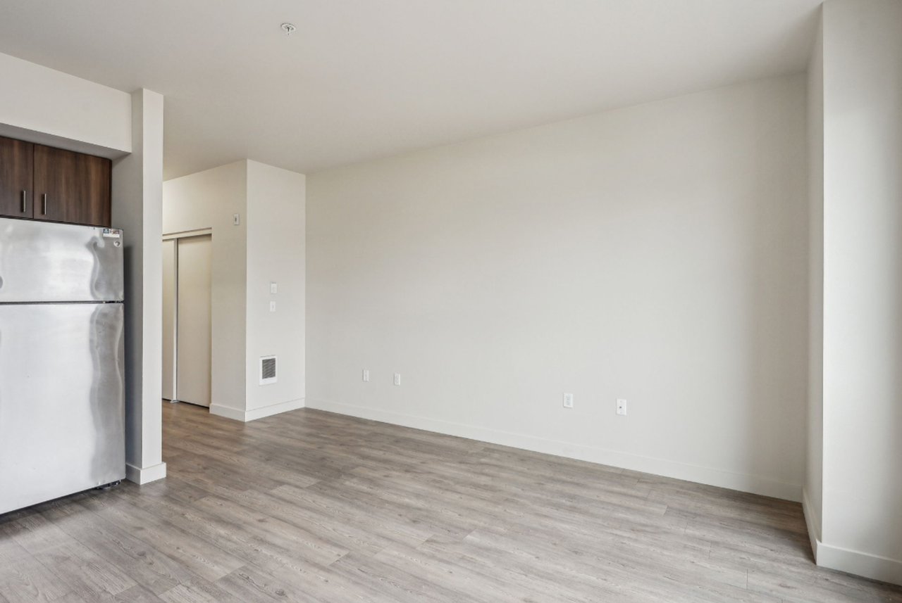 Garfield Station - Photo 7 of 50