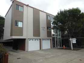 525 Walnut - Photo 1 of 1