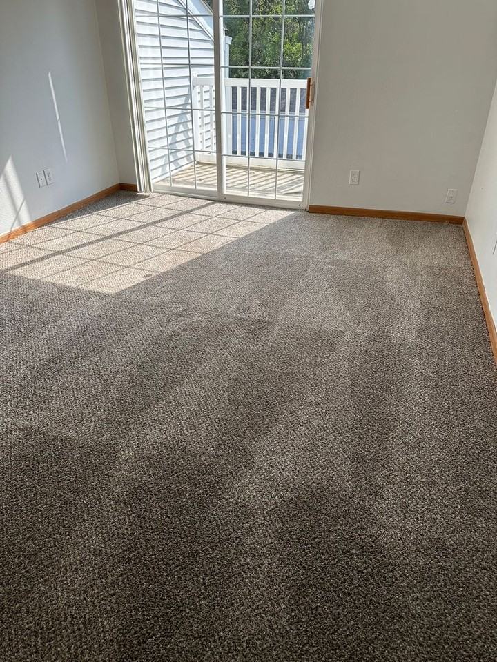 Hidden Bluffs Apartments - Photo 3 of 44