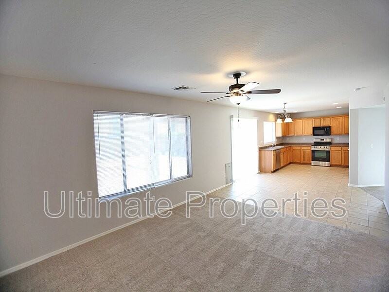 2115 S 257th Dr - Photo 4 of 13