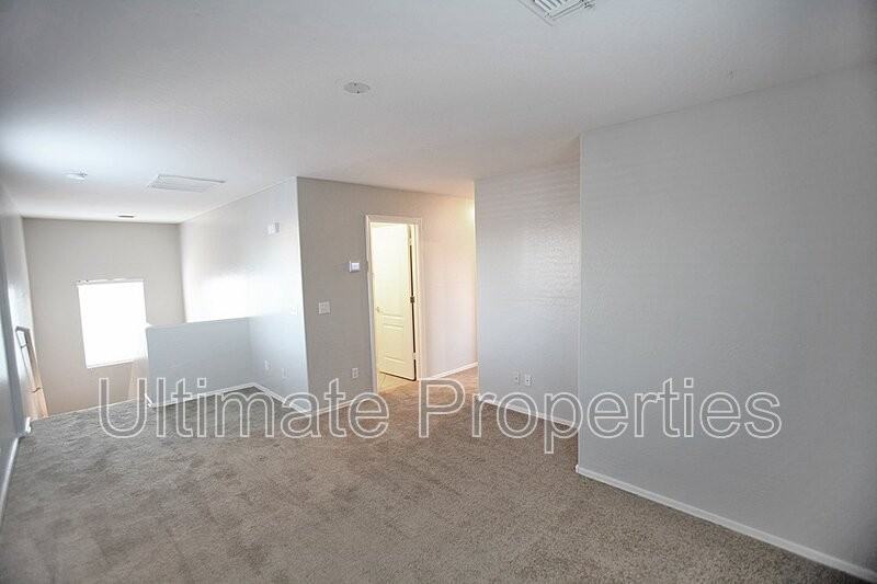 25885 W Twilight Ln - Photo 7 of 13