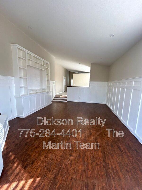 2166 Canyon Vista Dr - Photo 3 of 21