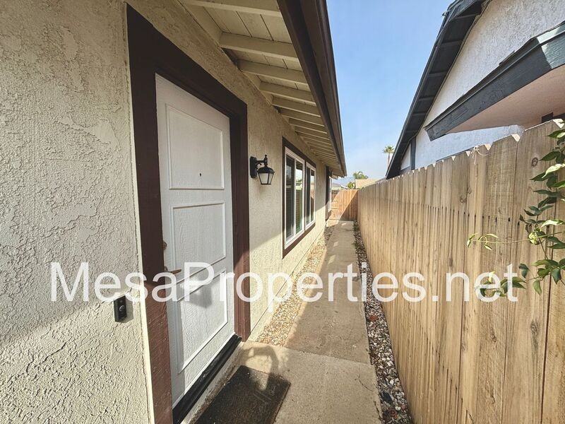 23845 Betts Pl - Photo 5 of 23