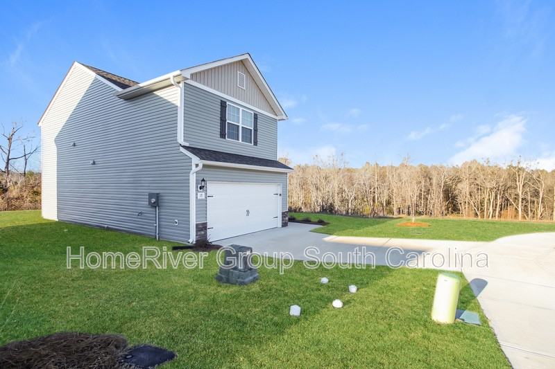 17 Graceful Doe Ct - Photo 2 of 11