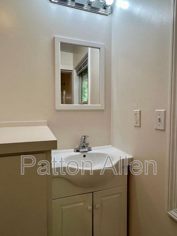 157 Citadel Dr #161E - Photo 6 of 13
