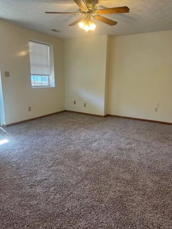 100E Boncarbo Ln #100E - Photo 3 of 3