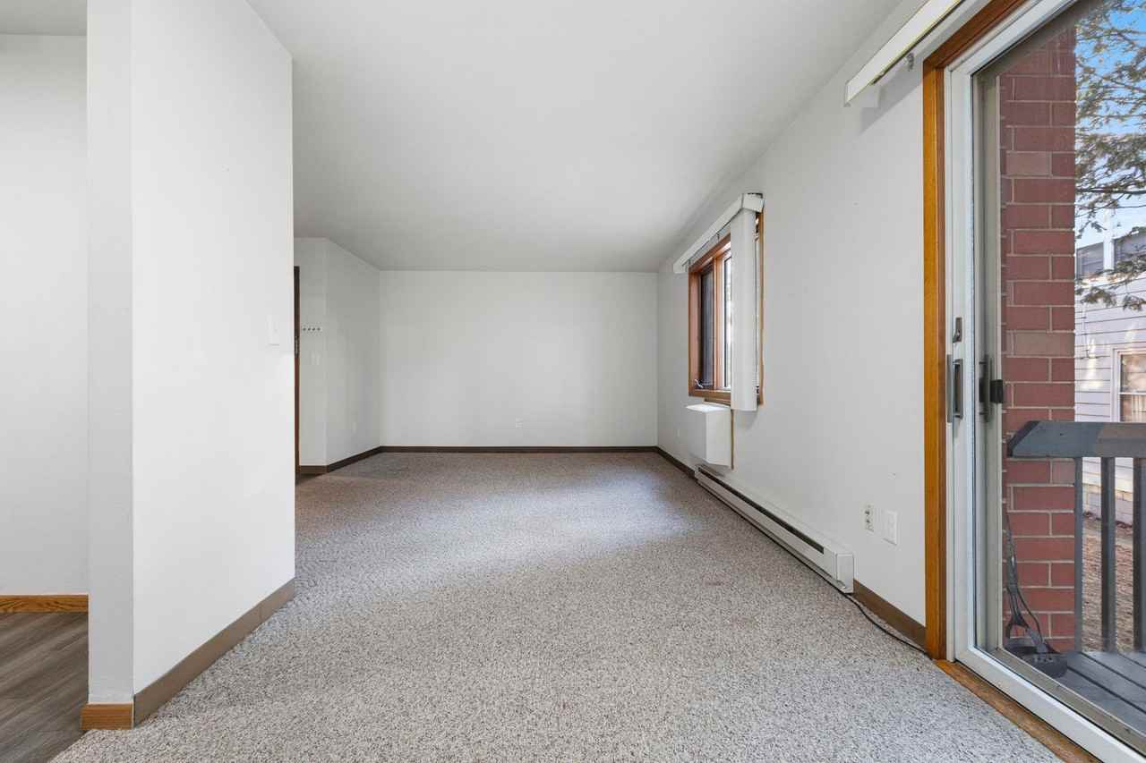 East Shore Apartments - Photo 5 of 14